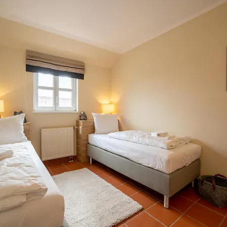 Apartment Rugana - Komfortplus Mit 2 Schlafzimmern Und Terrasse D10 *